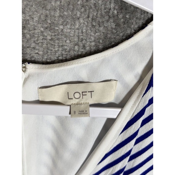 LOFT Sleeveless Lined Striped Crossover V-Neck Dress Womens Size‎ 8 Blue White - Picture 3 of 16
